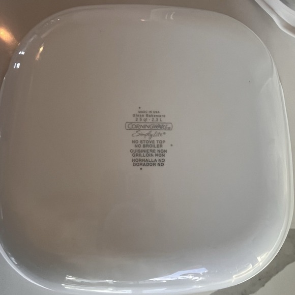 3-pc Corningware SIMPLYLITE White 2.5-Qt SQUARE Casserole Bake Dish & Covers - Picture 2 of 2